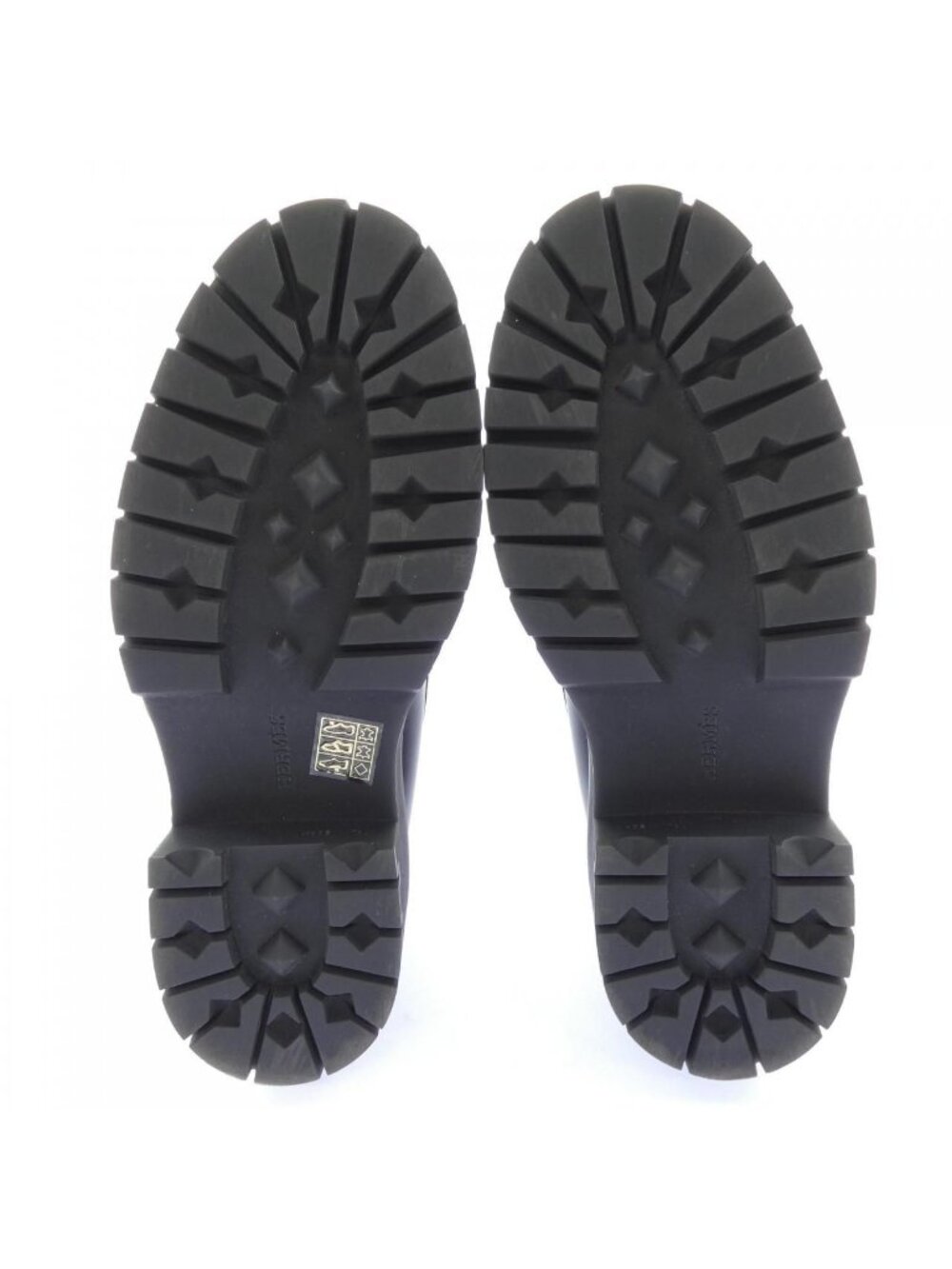 Hermes Hitch Cut Detail Shoes - Picture 4 of 6